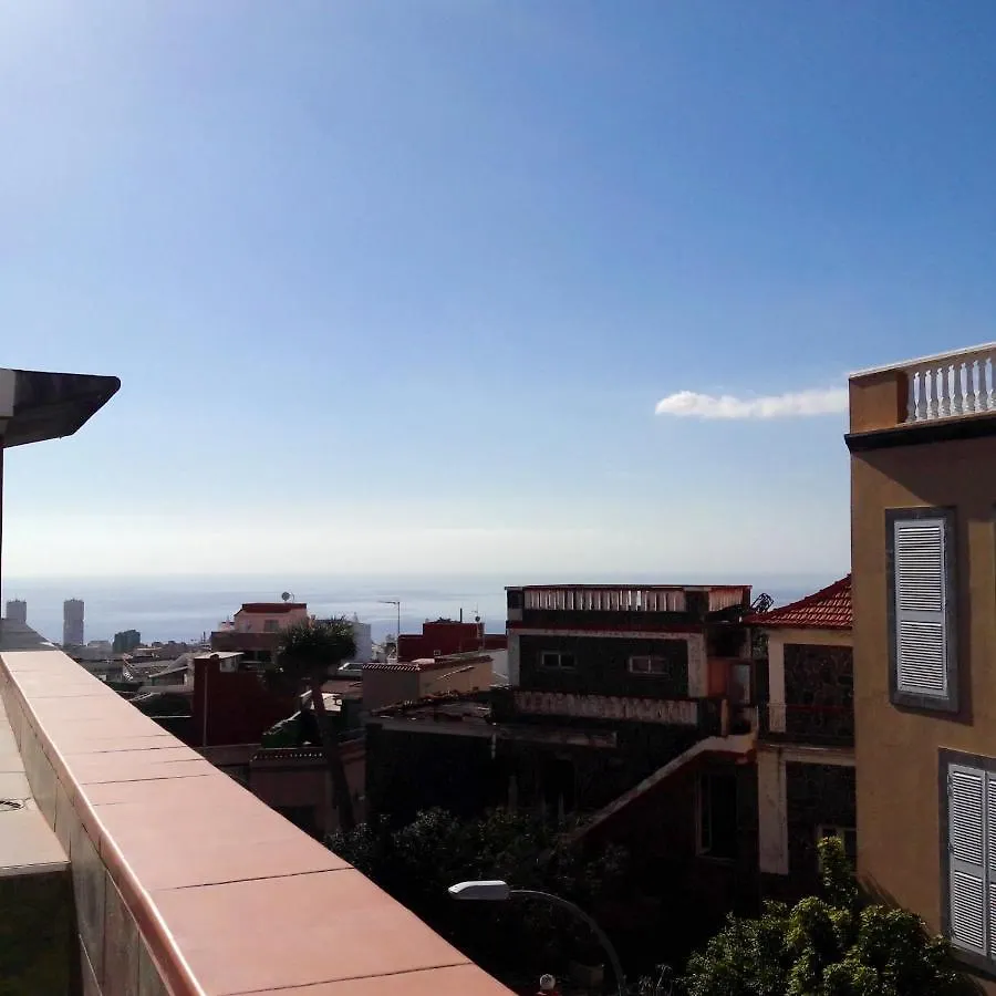 Apartment Calle Domingo Pisaca Burgada 圣克鲁斯-德特内里费